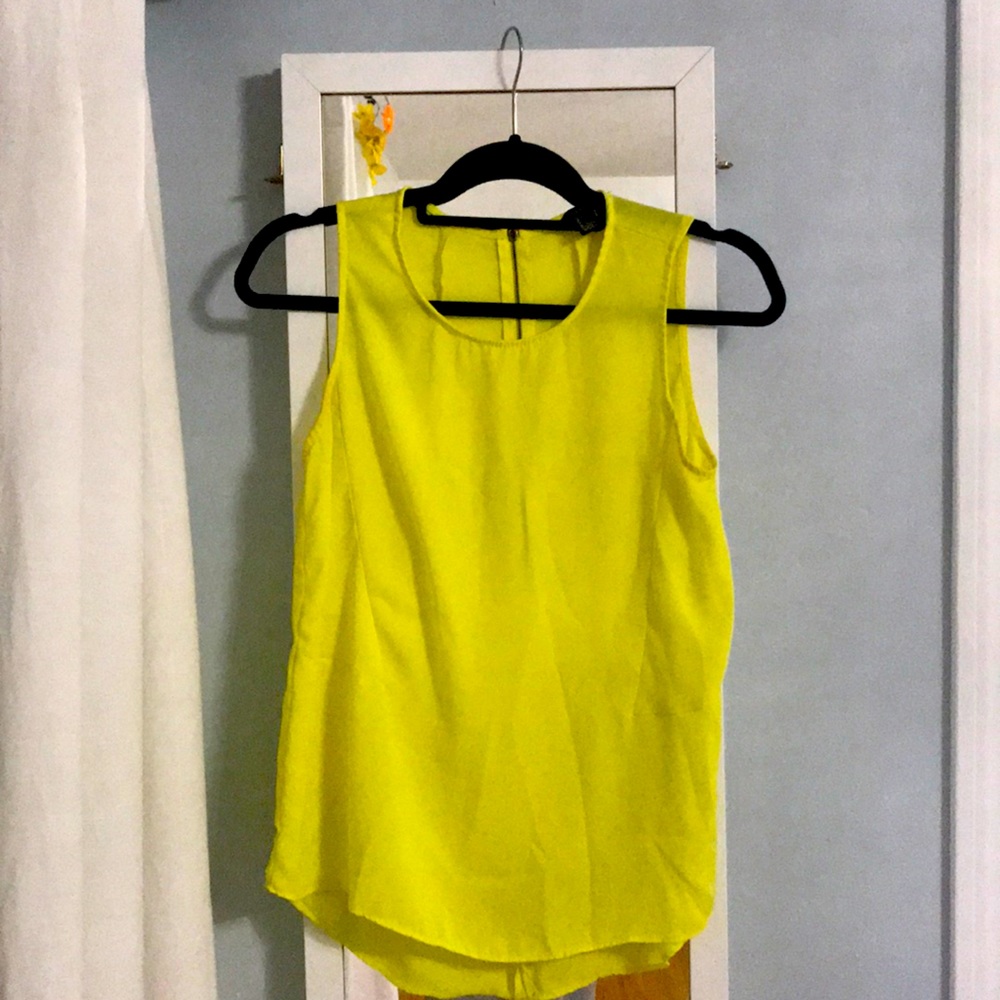 Cute F21 yellow tank